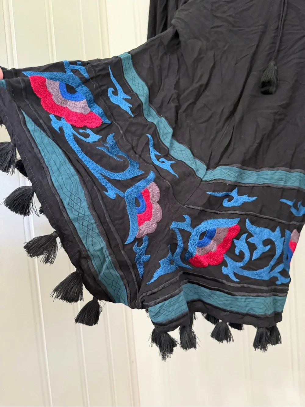 Ultra RARE Free People Bali Embroidered Romper NWT Tassel Boho Festival size 4 - Picture 6 of 14